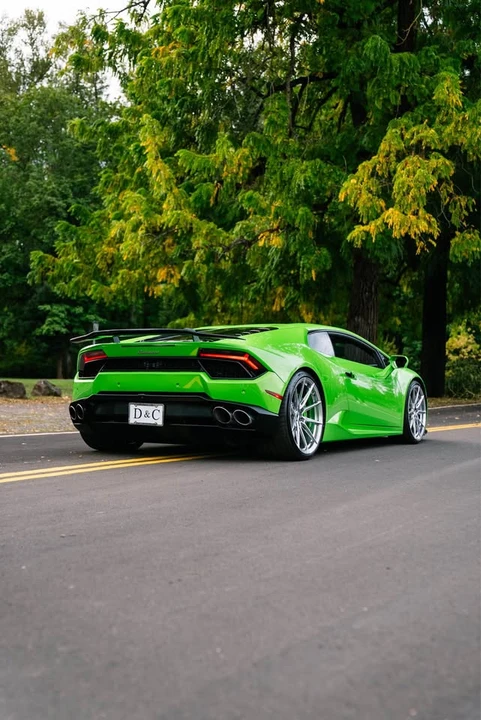 2017 Lamborghini Huracan - Image 6 of 16