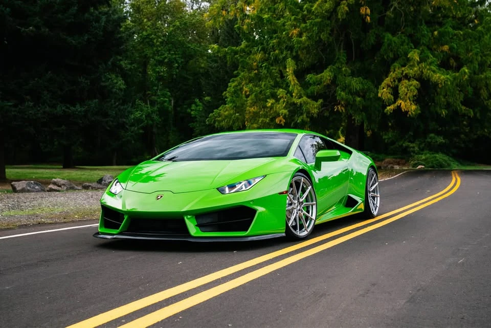 2017 Lamborghini Huracan - Image 2 of 16