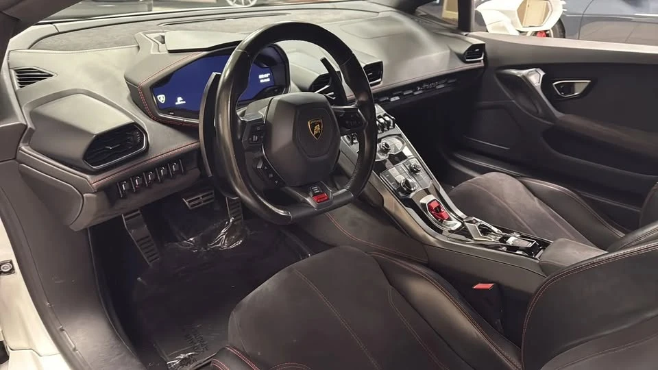 2017 Lamborghini Huracan - Image 15 of 20