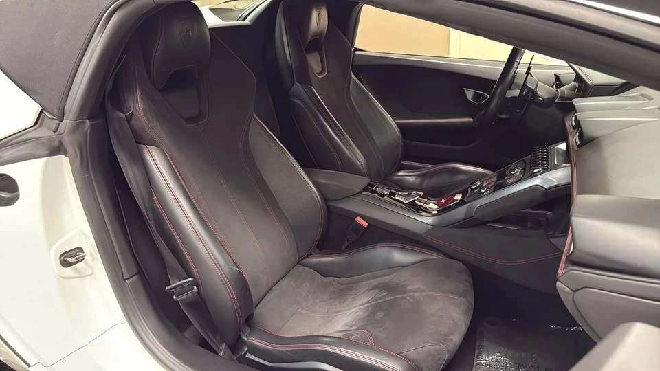 2017 Lamborghini Huracan - Image 20 of 20