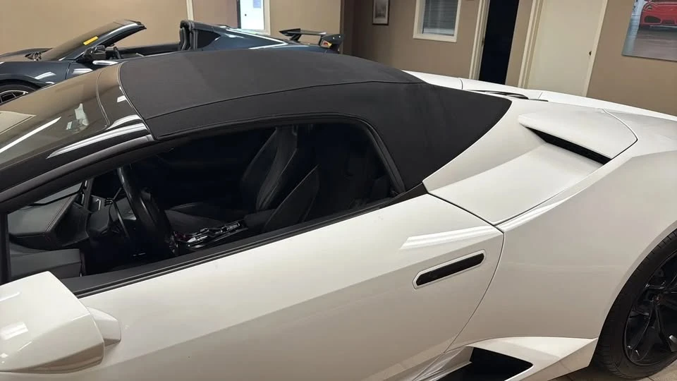 2017 Lamborghini Huracan - Image 11 of 20
