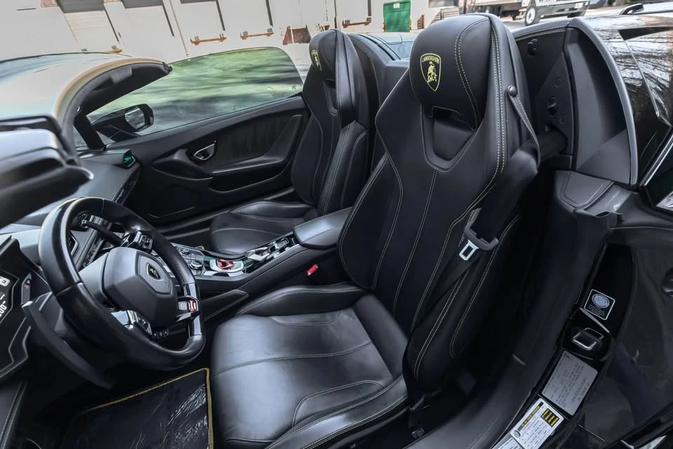 2017 Lamborghini Huracan - Image 14 of 14