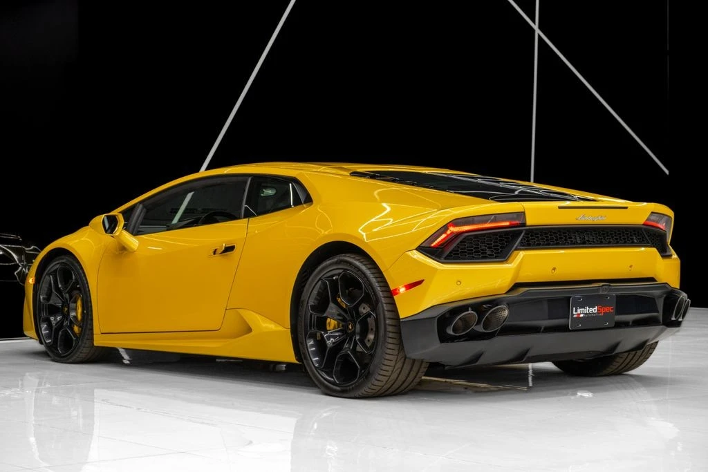 2017 Lamborghini Huracan - Image 13 of 21