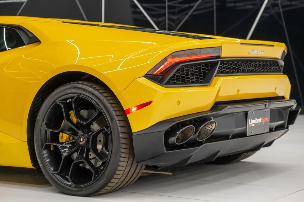 2017 Lamborghini Huracan - Image 12 of 21