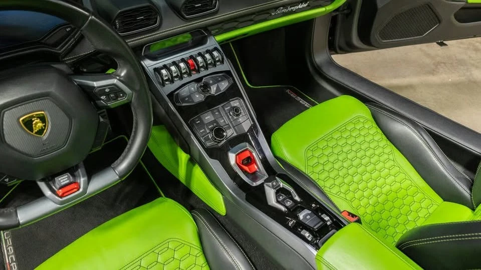 2017 Lamborghini Huracan LP580-2 - Image 10 of 16