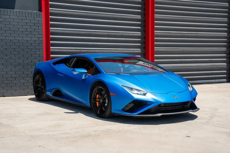 2017 Lamborghini Huracan - Image 2 of 7