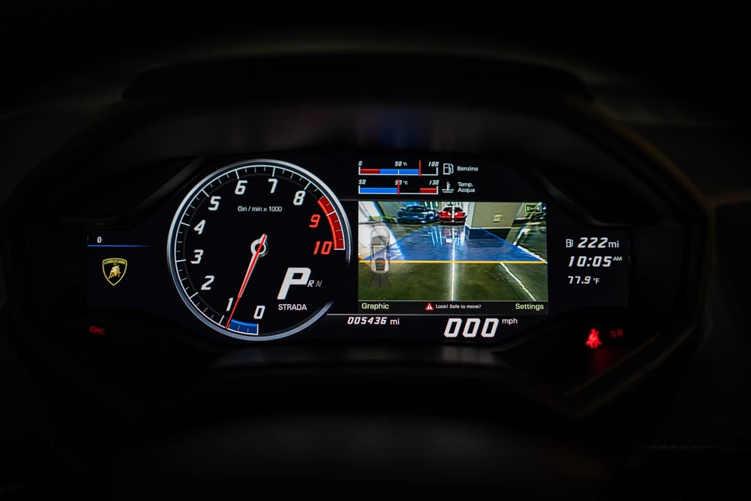 2017 Lamborghini Huracan - Image 21 of 22