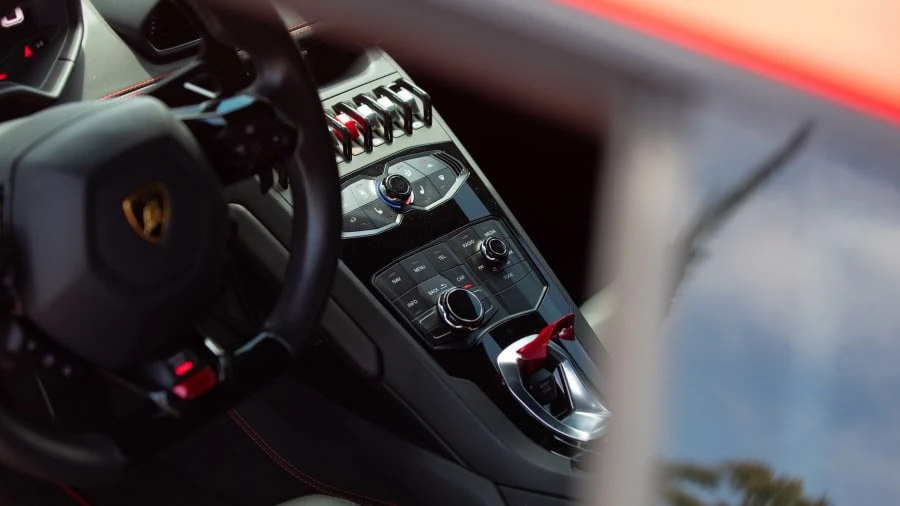 2017 Lamborghini Huracan LP610-4 - Image 24 of 31