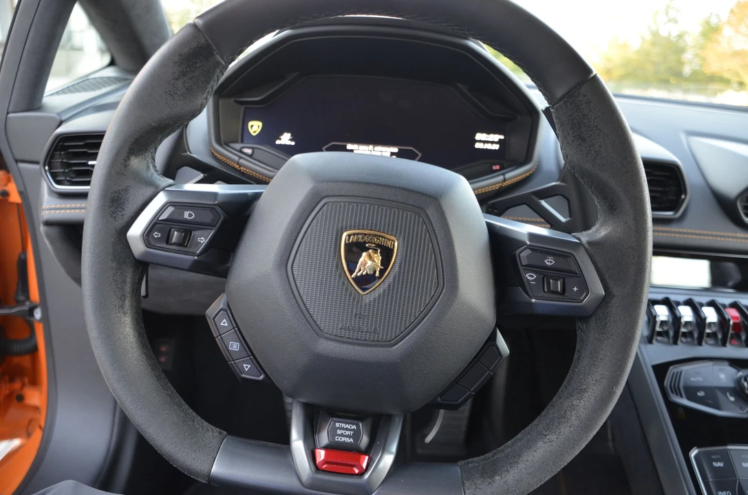 2017 Lamborghini Huracan LP580-2 - Image 25 of 31