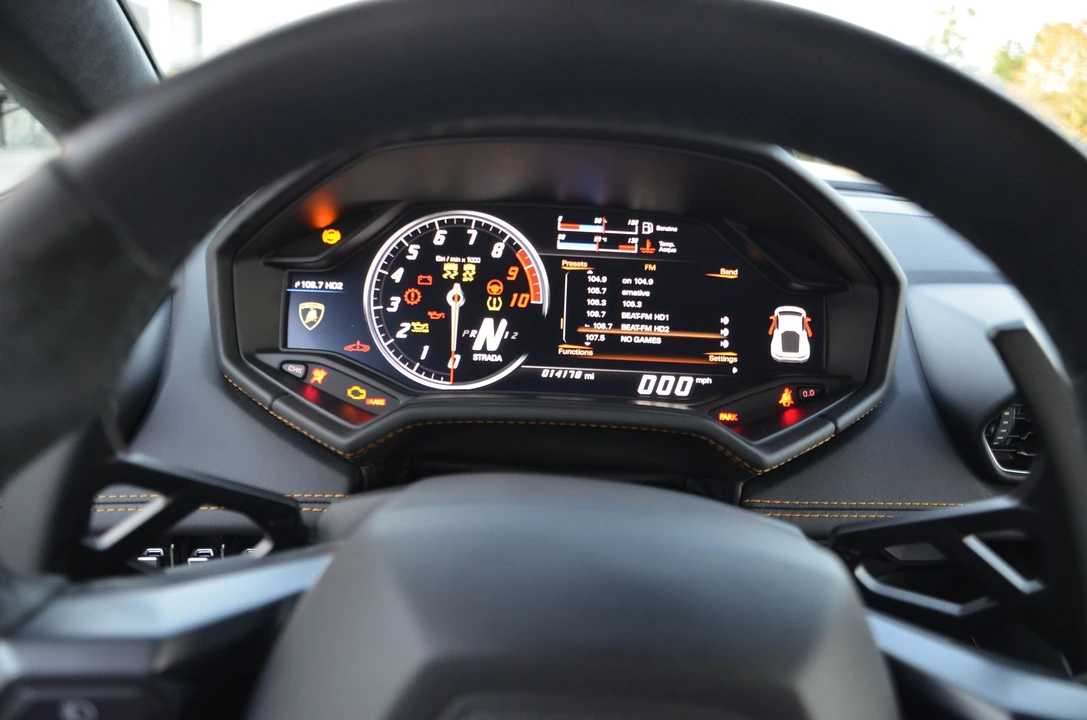 2017 Lamborghini Huracan LP580-2 - Image 26 of 31