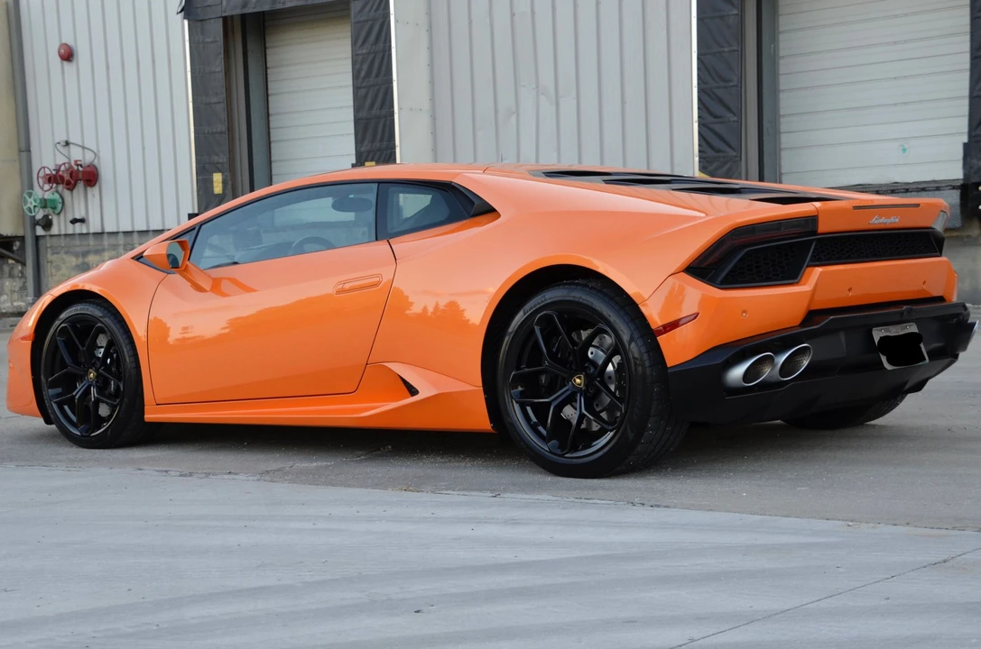 2017 Lamborghini Huracan LP580-2 - Image 3 of 31