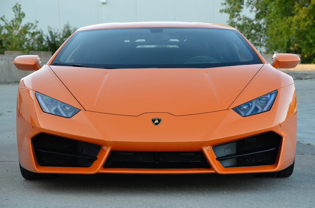 2017 Lamborghini Huracan LP580-2 - Image 5 of 31