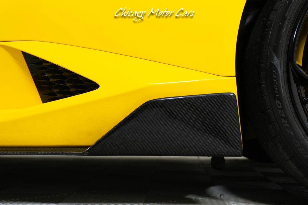 2017 Lamborghini Huracan LP580-2 - Image 7 of 21
