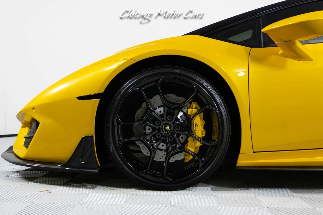 2017 Lamborghini Huracan LP580-2 - Image 5 of 21