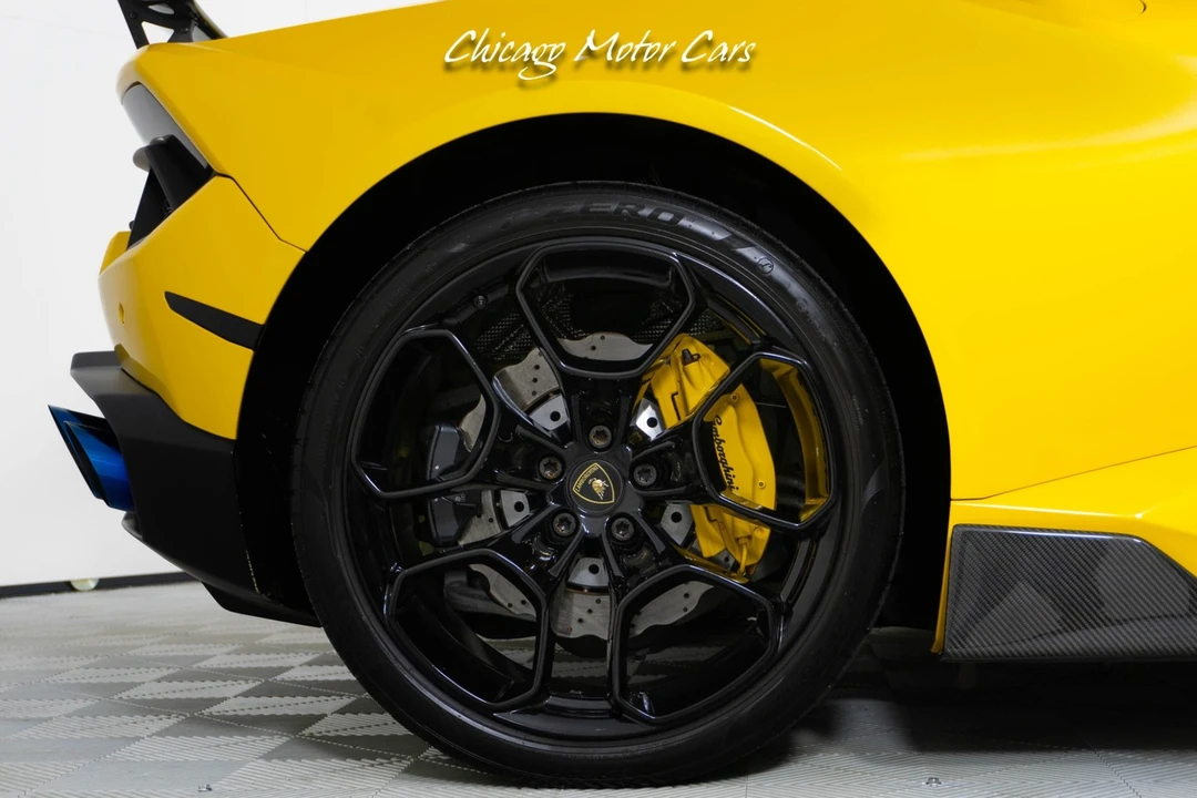 2017 Lamborghini Huracan LP580-2 - Image 12 of 21