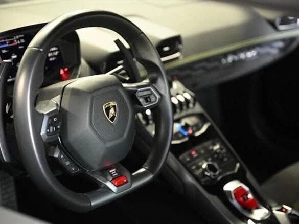 2017 Lamborghini Huracan LP580-2 - Image 8 of 17
