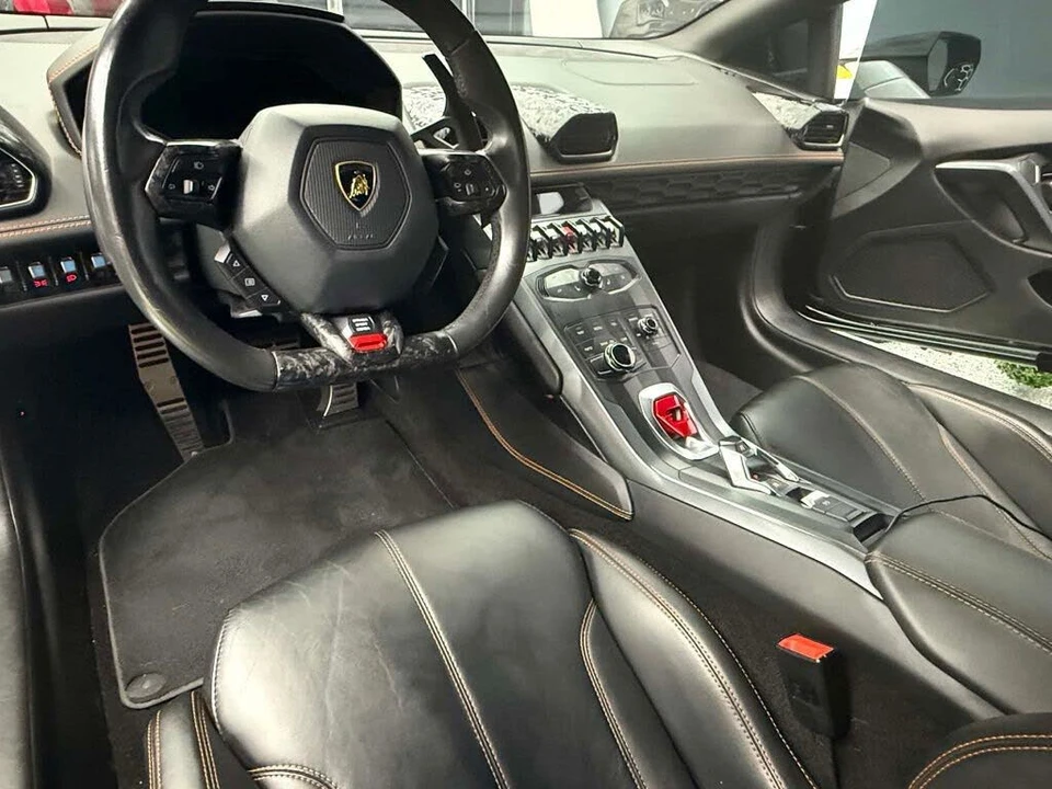 2017 Lamborghini Huracan LP580-2 - Image 19 of 24