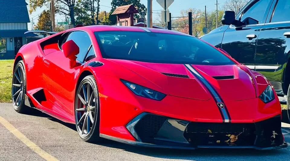 2017 Lamborghini Huracan LP580-2 - Image 2 of 5