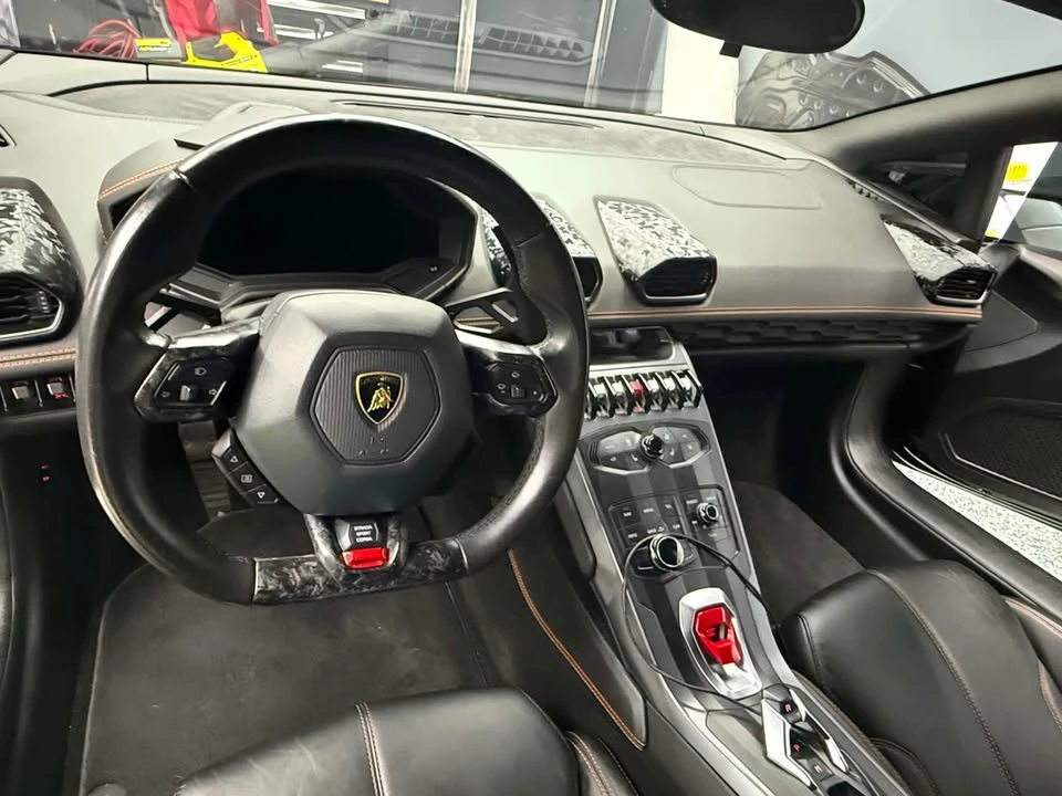 2017 Lamborghini Huracan LP580-2 - Image 8 of 15