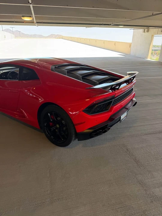 2017 Lamborghini Huracan LP580-2 - Image 10 of 17