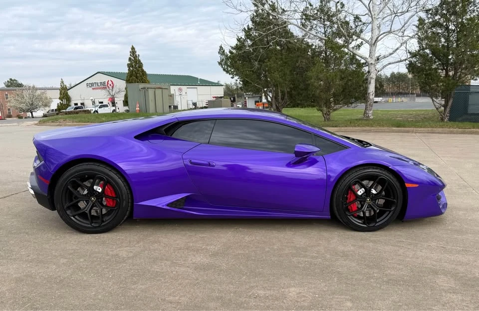 2017 Lamborghini Huracan LP580-2 - Image 2 of 20