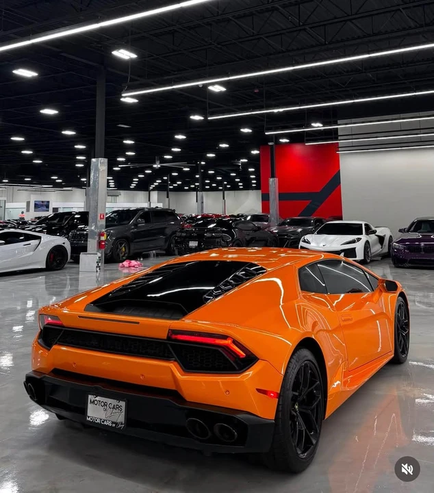 2017 Lamborghini Huracan LP580-2 - Image 3 of 8