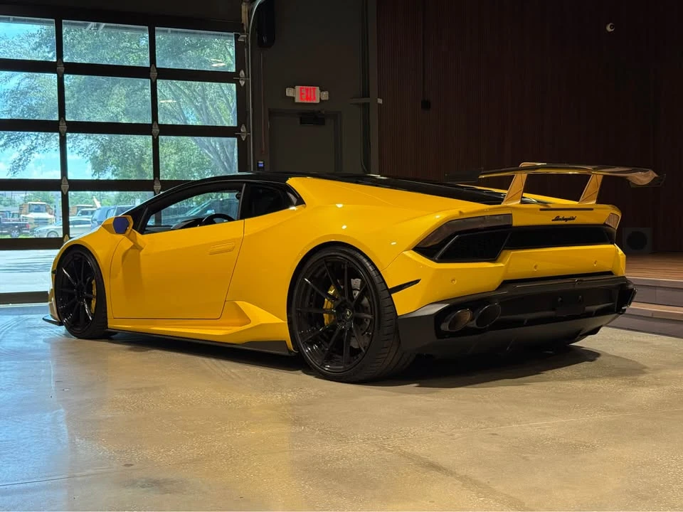 2017 Lamborghini Huracan LP580-2 - Image 3 of 13