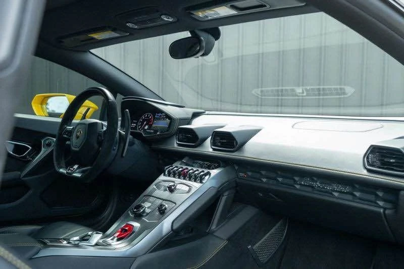 2017 Lamborghini Huracan LP580-2 - Image 16 of 16