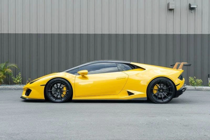 2017 Lamborghini Huracan LP580-2 - Image 2 of 16