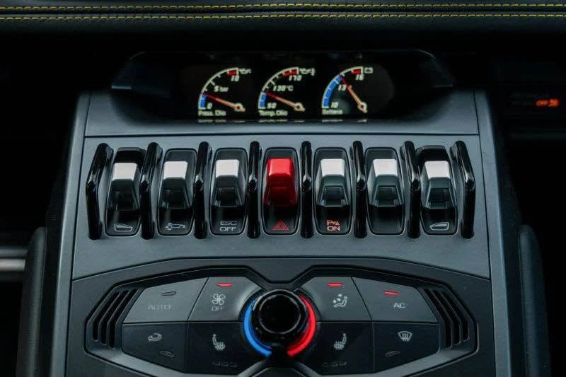 2017 Lamborghini Huracan LP580-2 - Image 14 of 16