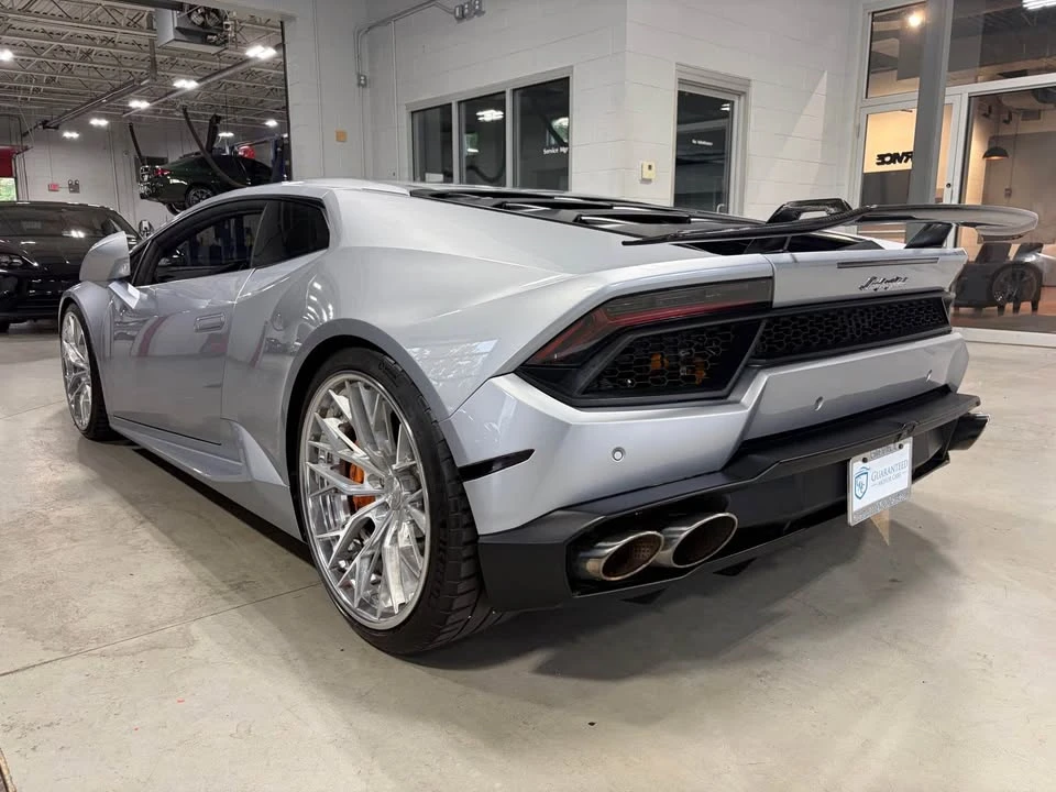 2017 Lamborghini Huracan LP580-2 - Image 7 of 14