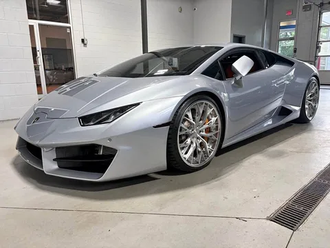 2017 Lamborghini Huracan LP 580-2 Coupe 2D