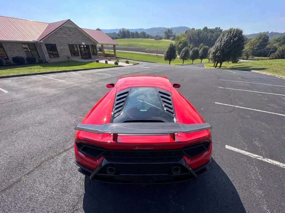 2017 Lamborghini Huracan LP580-2 - Image 6 of 13