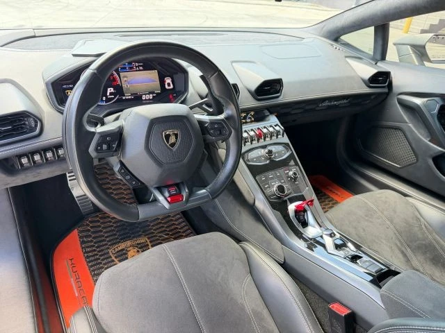 2017 Lamborghini Huracan LP580-2 - Image 9 of 19