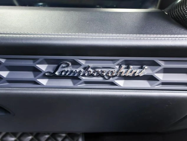 2017 Lamborghini Huracan LP580-2 - Image 23 of 24