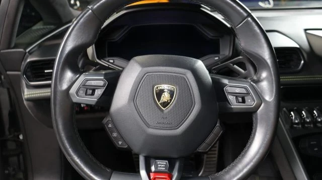 2017 Lamborghini Huracan LP580-2 - Image 18 of 21