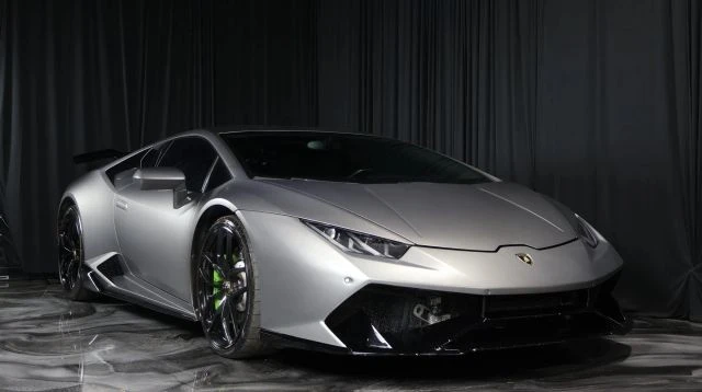 2017 Lamborghini Huracan LP580-2 - Image 4 of 21