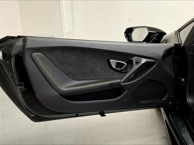 2017 Lamborghini Huracan LP580-2 - Image 15 of 31