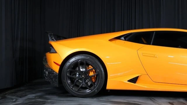 2017 Lamborghini Huracan LP580-2 - Image 5 of 21
