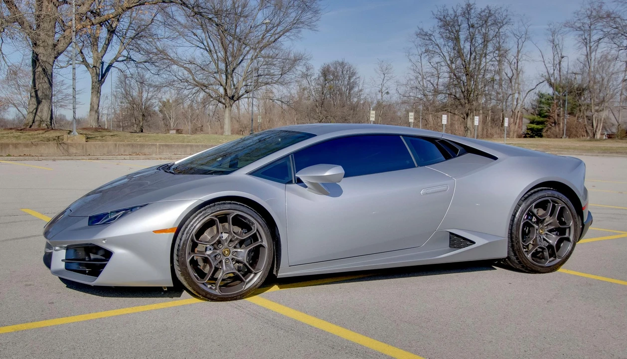 2017 Lamborghini Huracan LP580-2 - Image 5 of 31