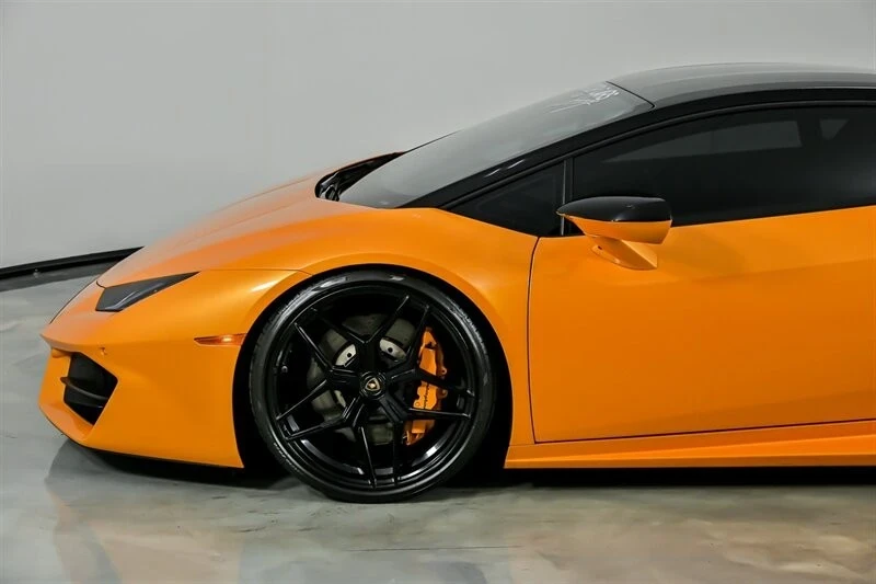 2017 Lamborghini Huracan LP580-2 - Image 7 of 21