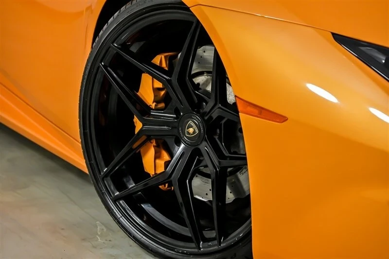 2017 Lamborghini Huracan LP580-2 - Image 4 of 21