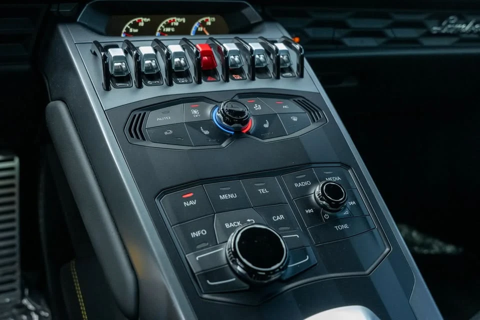 2017 Lamborghini Huracan LP580-2 - Image 17 of 20