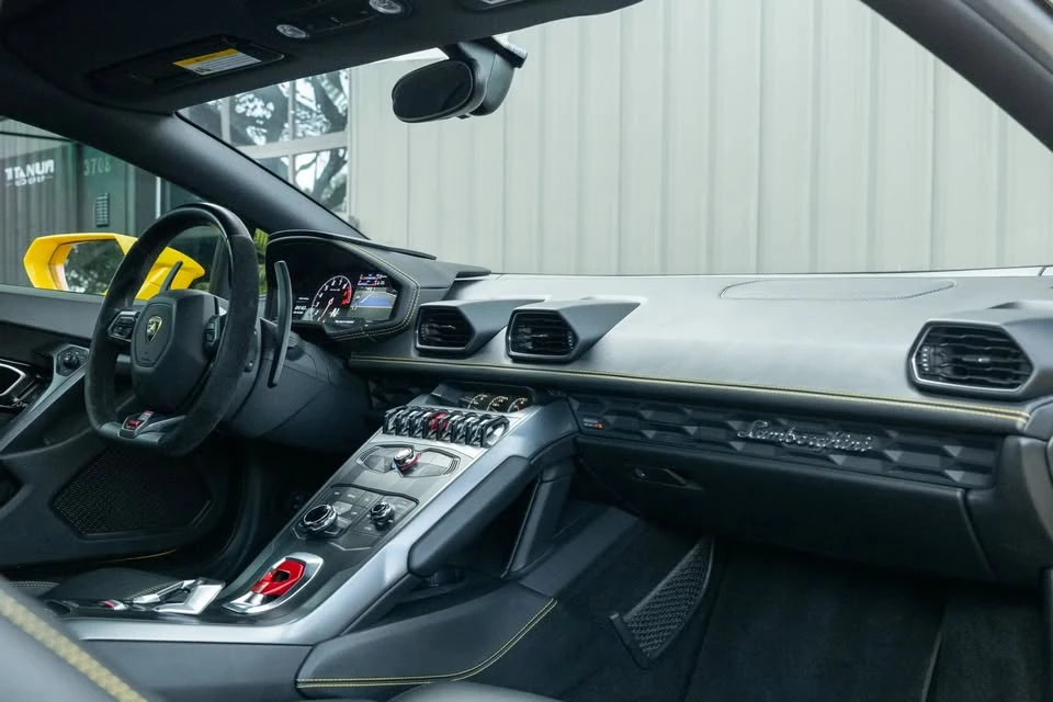2017 Lamborghini Huracan LP580-2 - Image 18 of 20