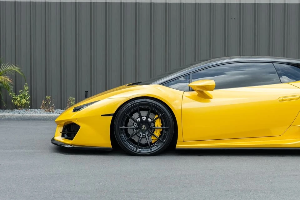 2017 Lamborghini Huracan LP580-2 - Image 11 of 20