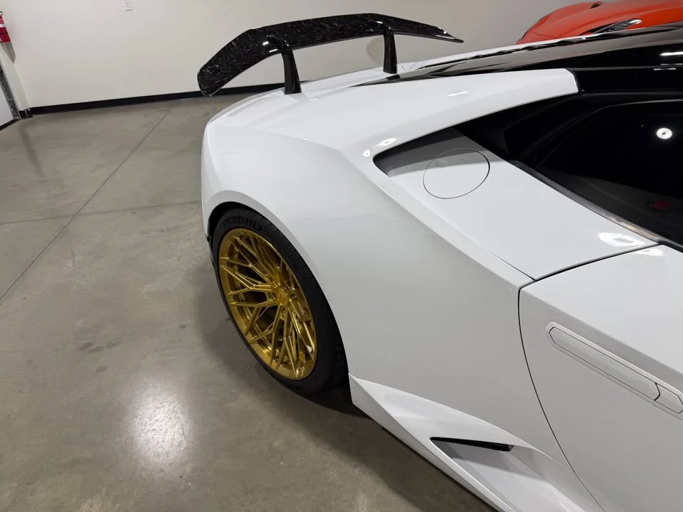 2017 Lamborghini Huracan LP580-2 - Image 9 of 18