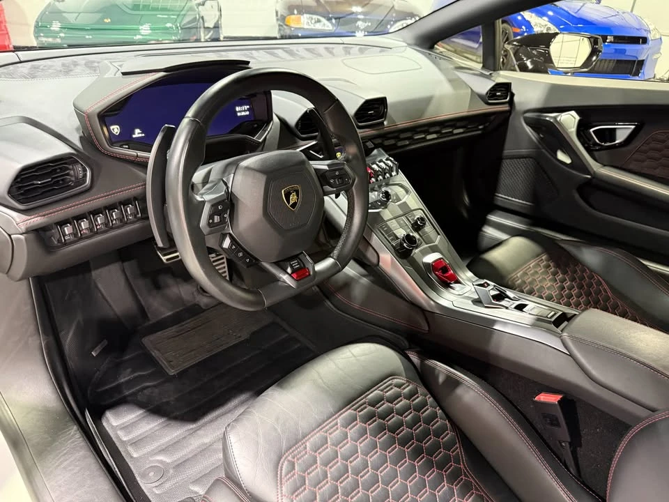 2017 Lamborghini Huracan LP580-2 - Image 13 of 18