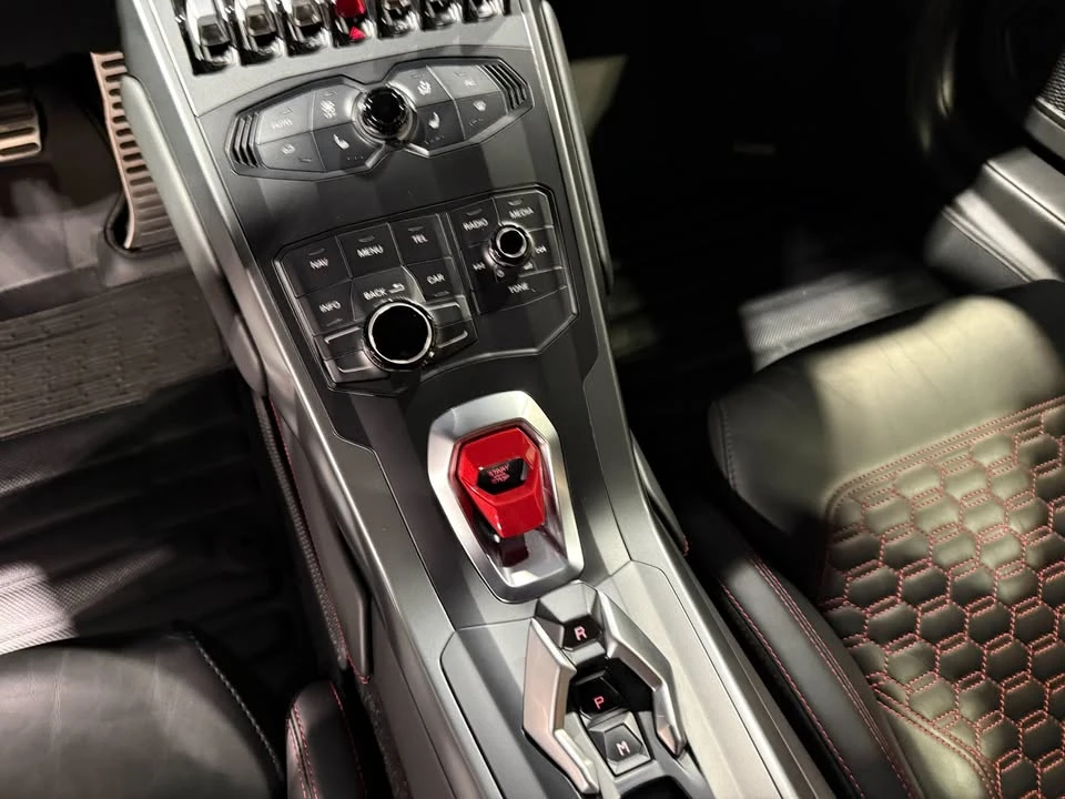 2017 Lamborghini Huracan LP580-2 - Image 15 of 18