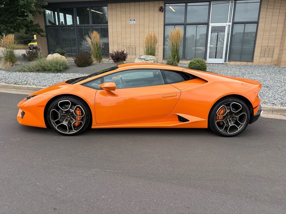 2017 Lamborghini Huracan LP580-2 - Image 16 of 21