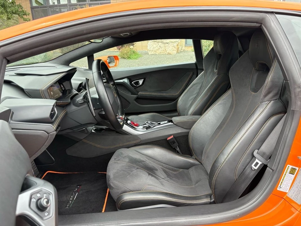 2017 Lamborghini Huracan LP580-2 - Image 9 of 21